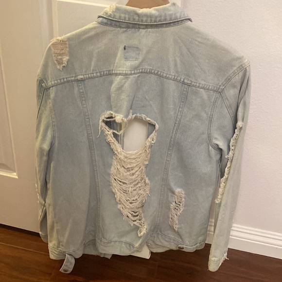 Jean jacket - Picture 2 of 2